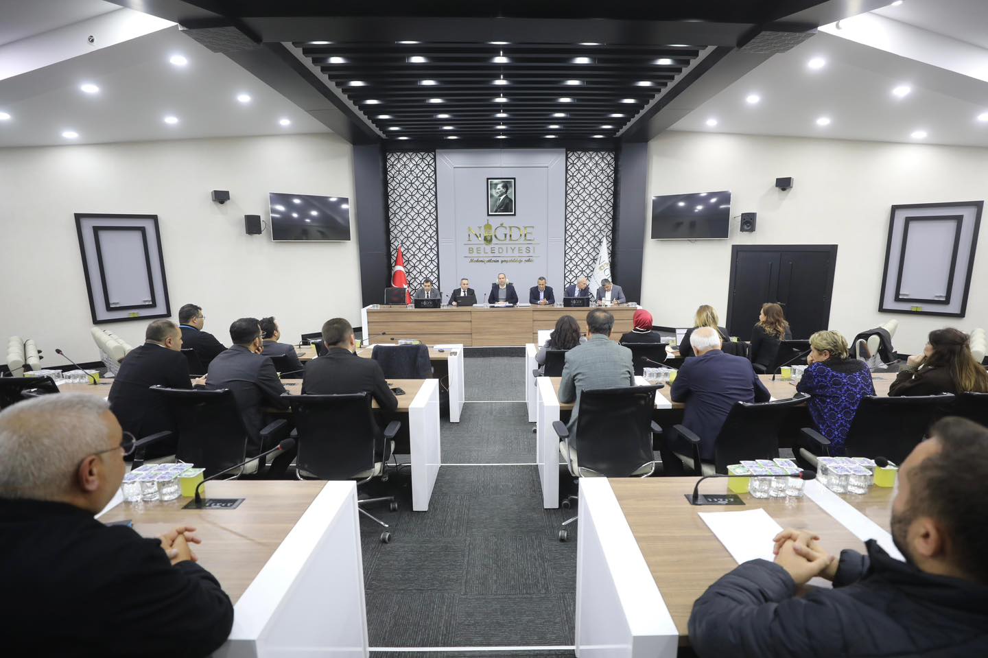 597015331 1351337646787918 800816776776876604 N