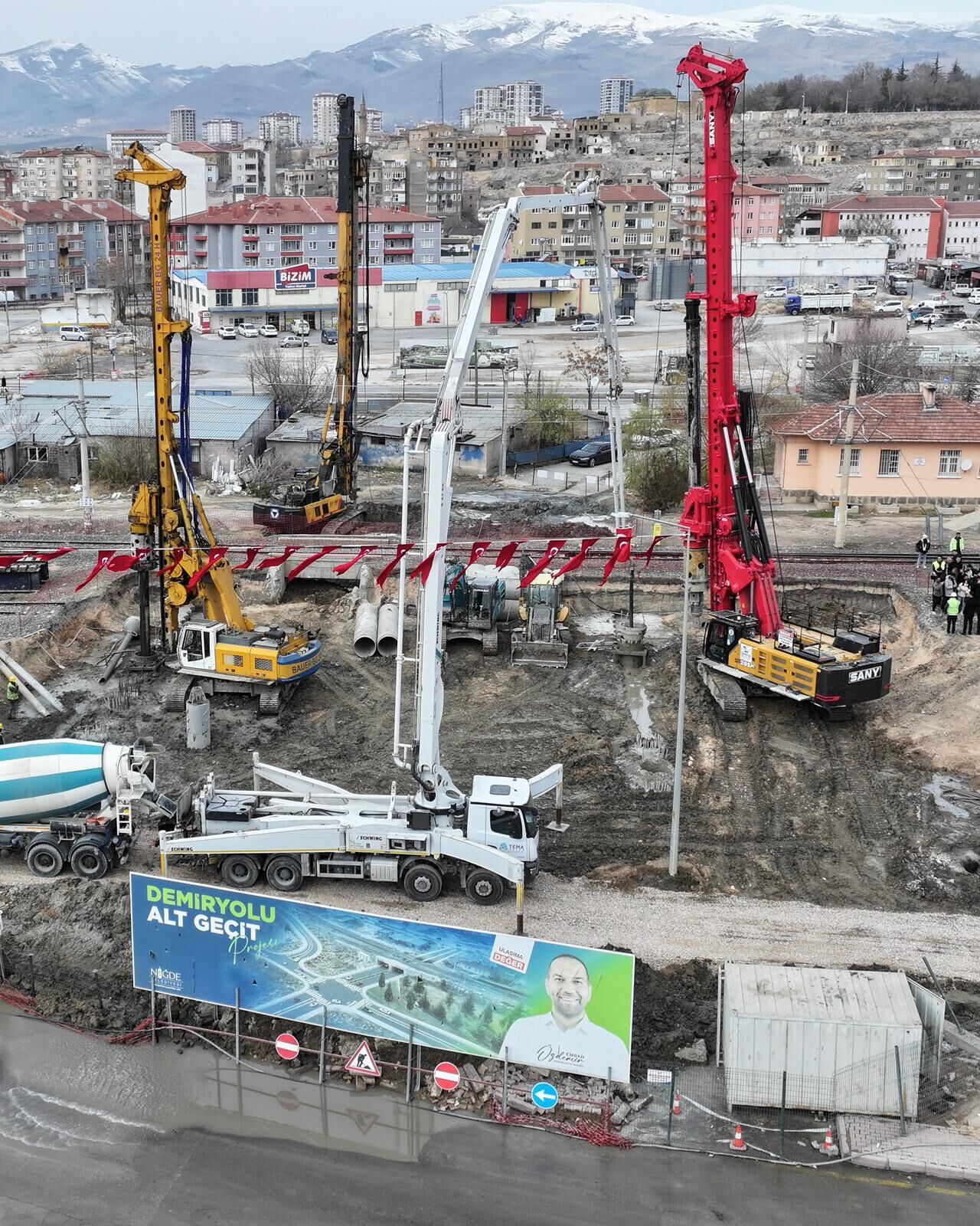 8F342128 9B50 43F9 9072 B42E3Bc3Bf2C