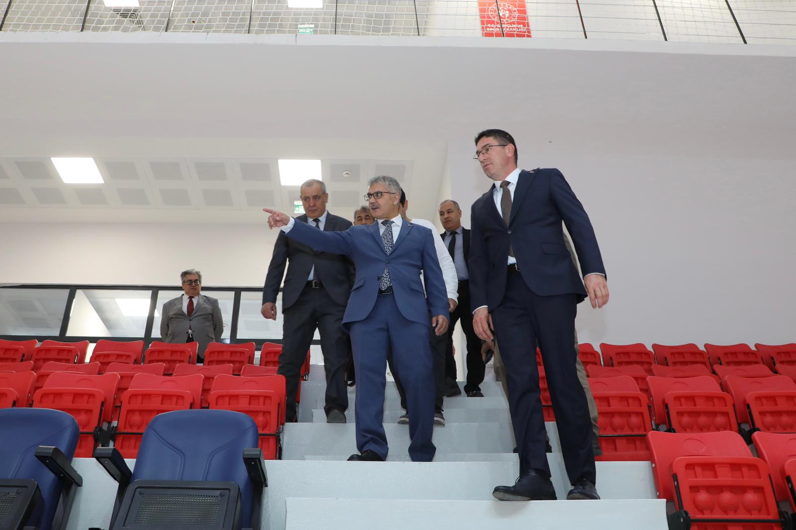 G7T Bw K W M A A Mrp H