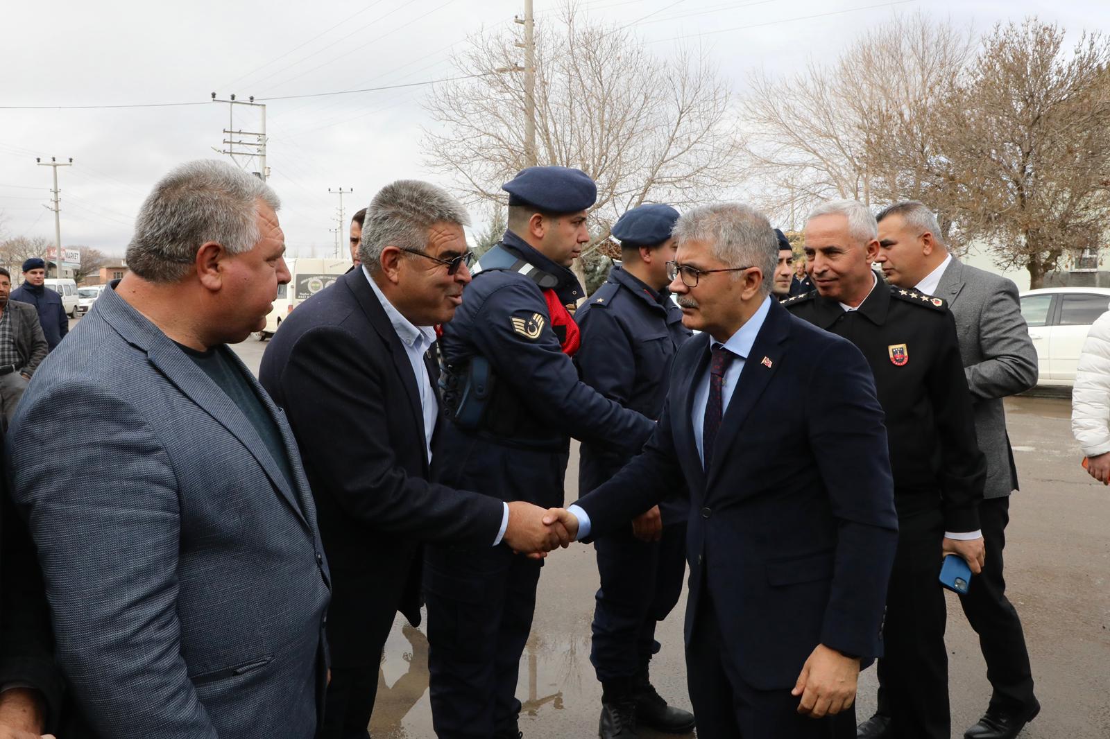 G7Zsc Q D W4 A A1J J O