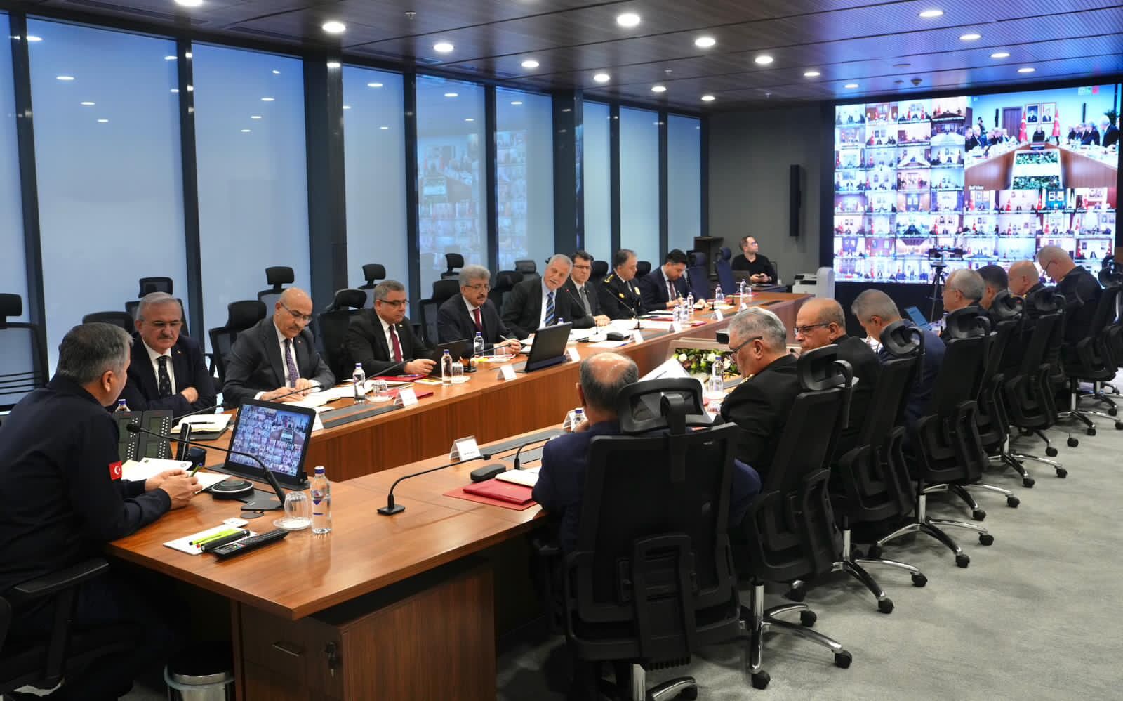 G8Yi L Yp Xw A A2G B Q