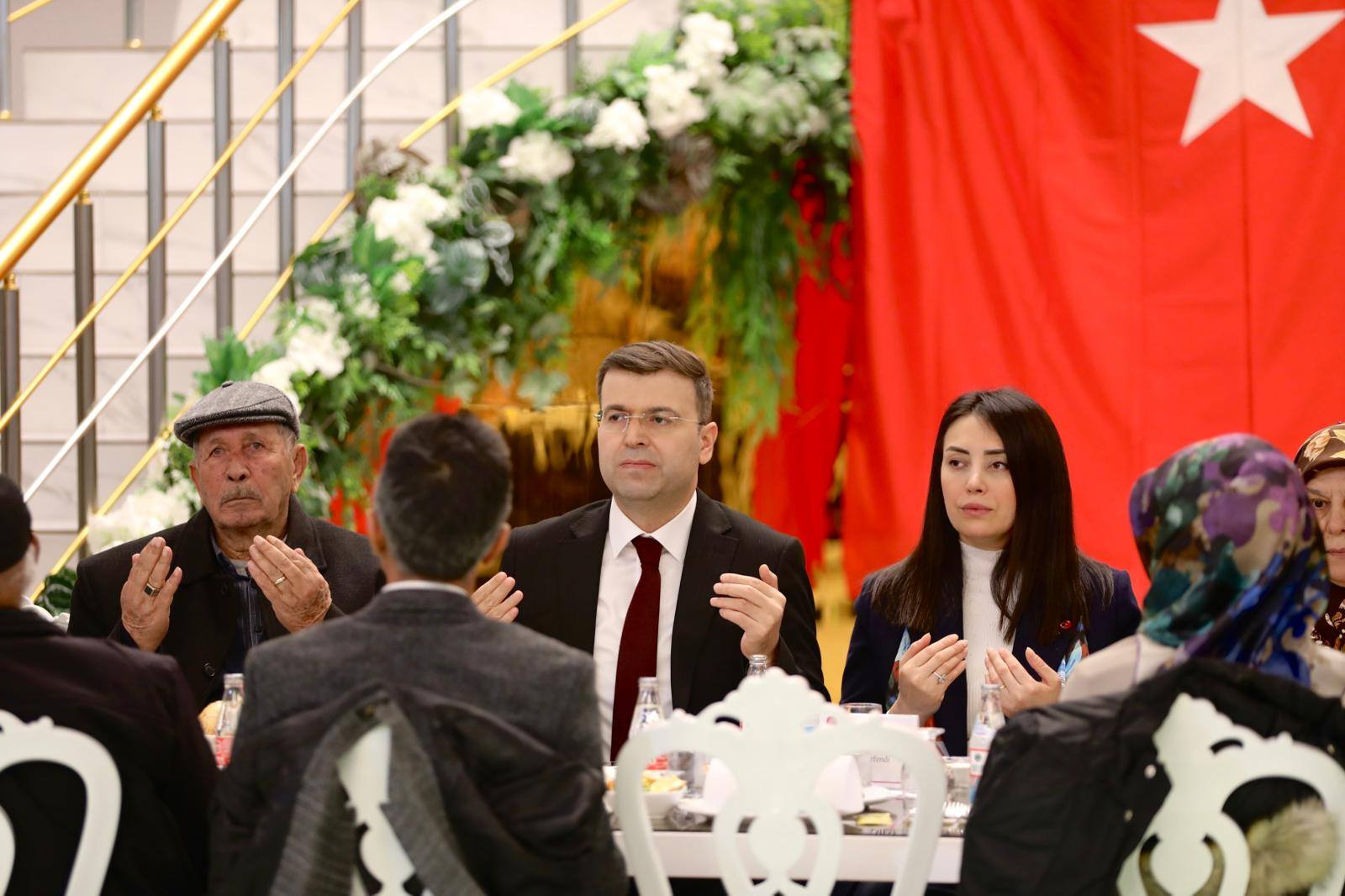 İlk Iftarda Şehit Aileleri Ve Gaziler Bir Araya Geldi 2