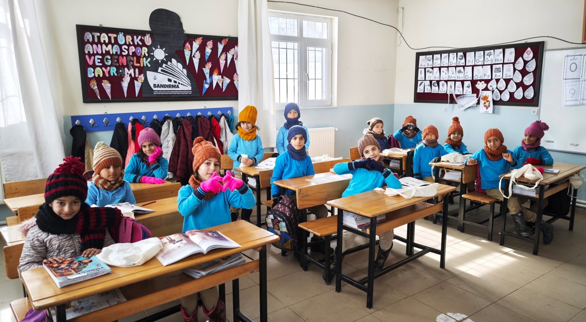 Niğdeli Kadınlar Bitlisli Köy Çocuklarının Içini Isıttı Web Icin 1