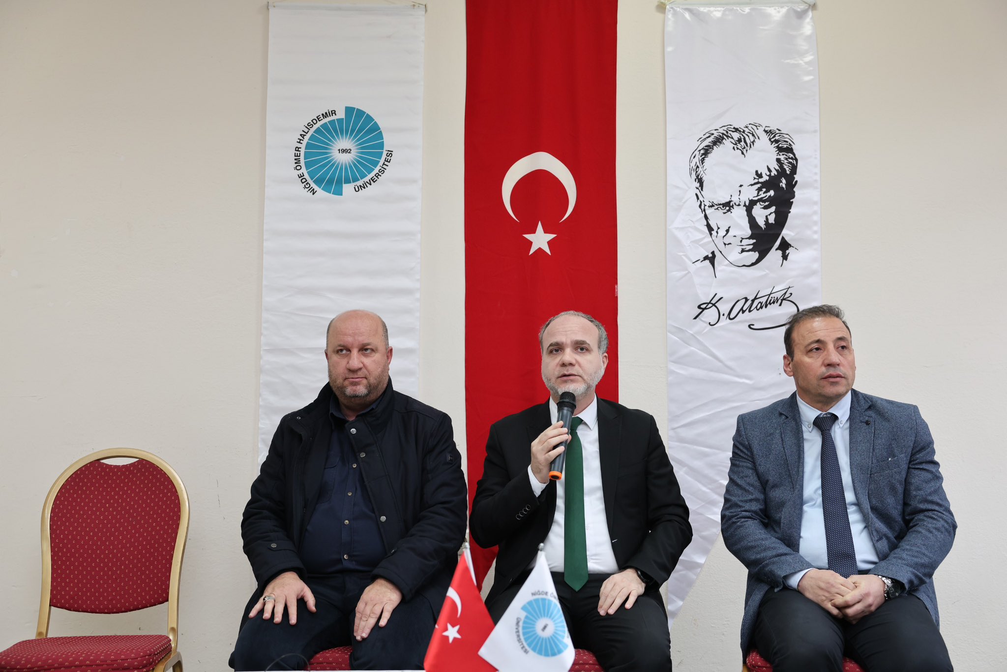 Nöhü Anı Kütüphanesi 2