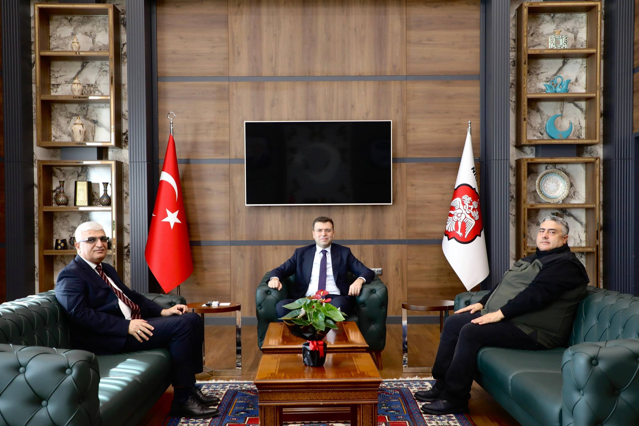 Vali Akmeşe’ye Ziyaretler Aralıksız Sürüyor 3