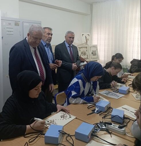 Eğitimcilerden Ahşap Yakma Kursiyerlerine Ziyaret 1