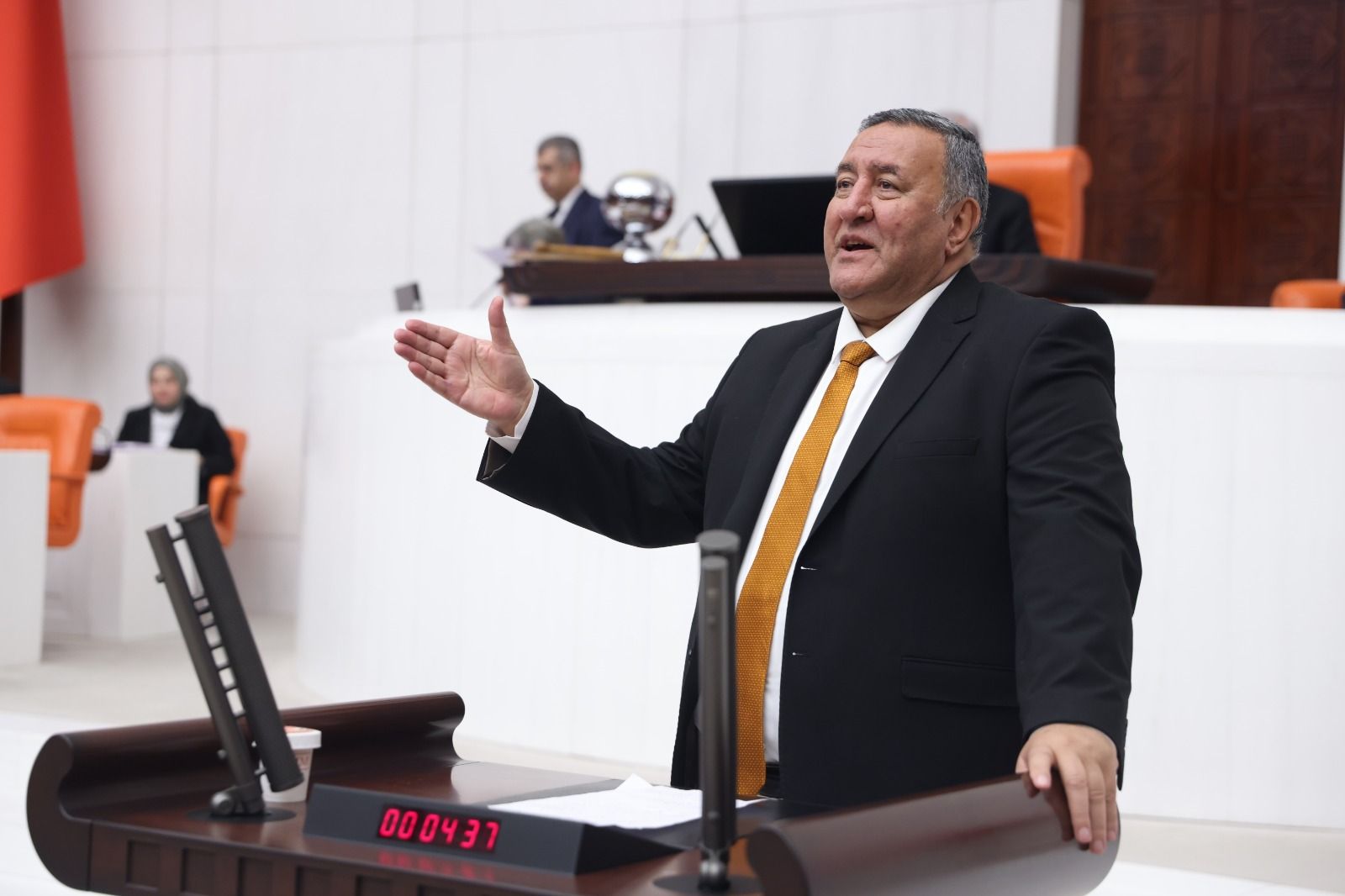 SİYASET