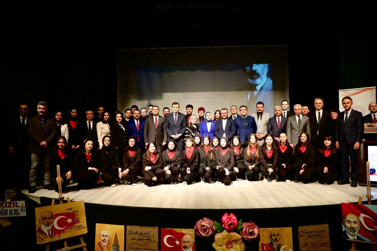 Mehmet Akif Ersoy Panel 4