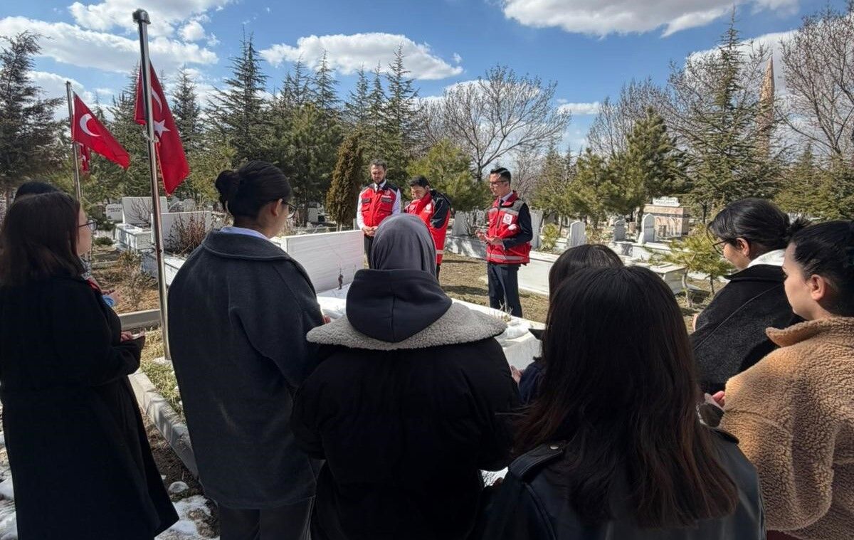 Şehit Kabirleri Ziyaret Web 2