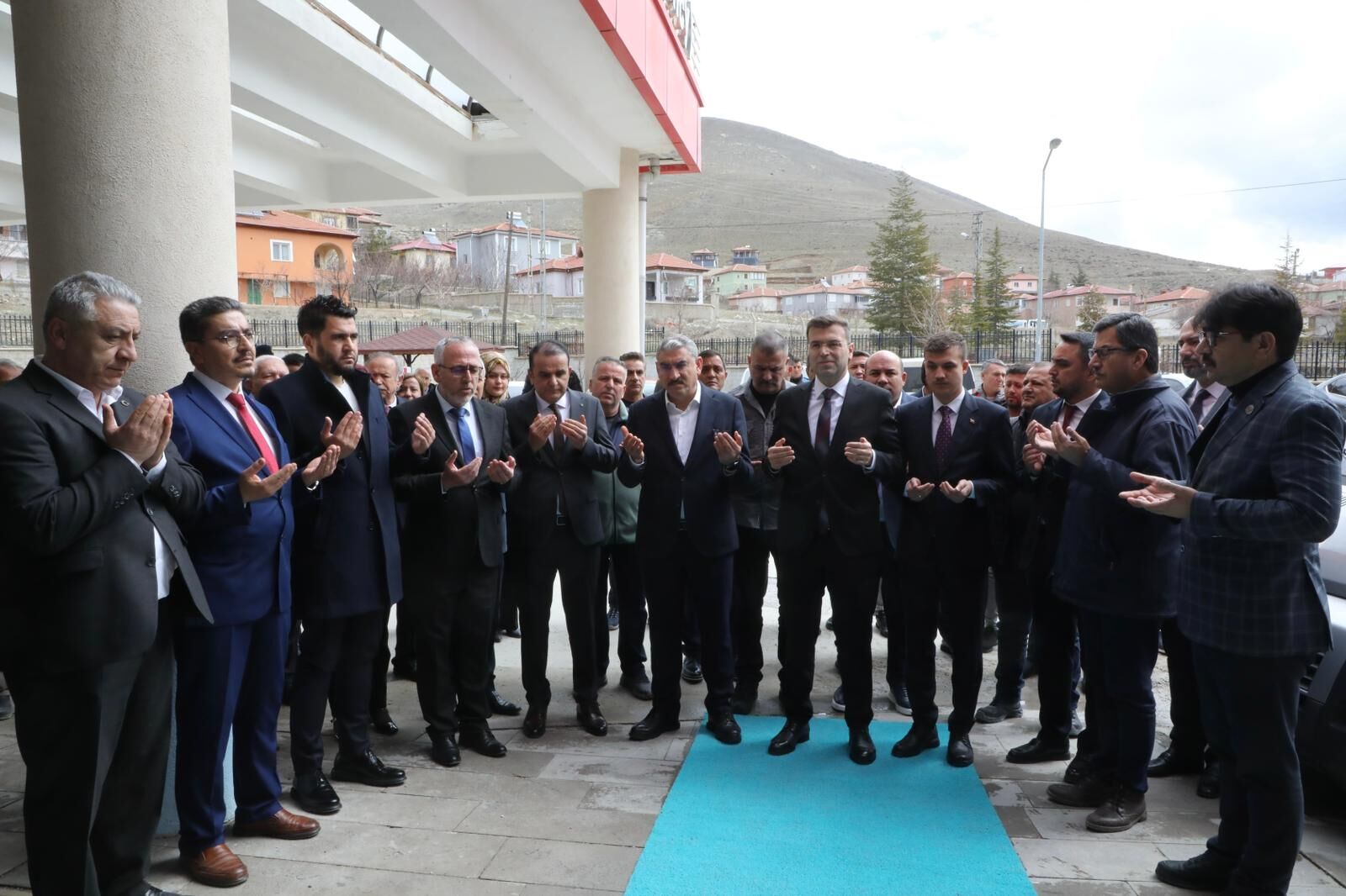 Ulukışla’ya Diyaliz Ünitesi Ve Ambulans Kazandırıldı 2