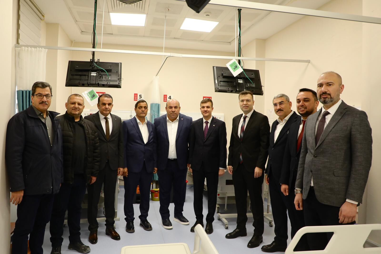 Ulukışla’ya Diyaliz Ünitesi Ve Ambulans Kazandırıldı 3