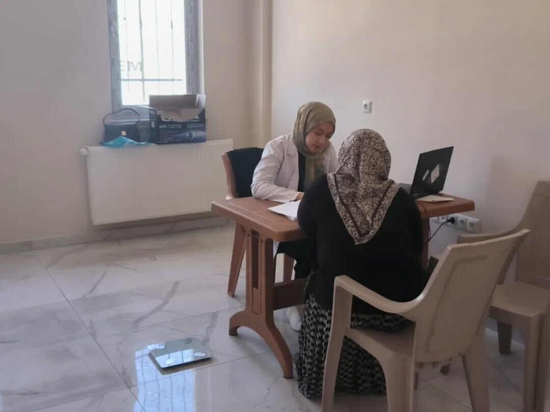 Altunhisar’da Vatandaşlara Yerinde Sağlık Hizmeti 2