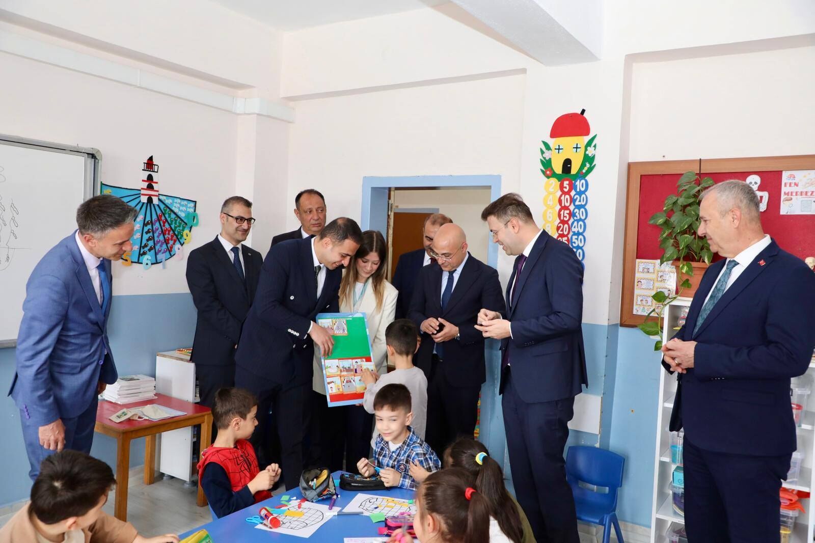 “İş’te Güvenli Gelecek Tırı” Behzat Ecemiş İlkokulu’nda 2