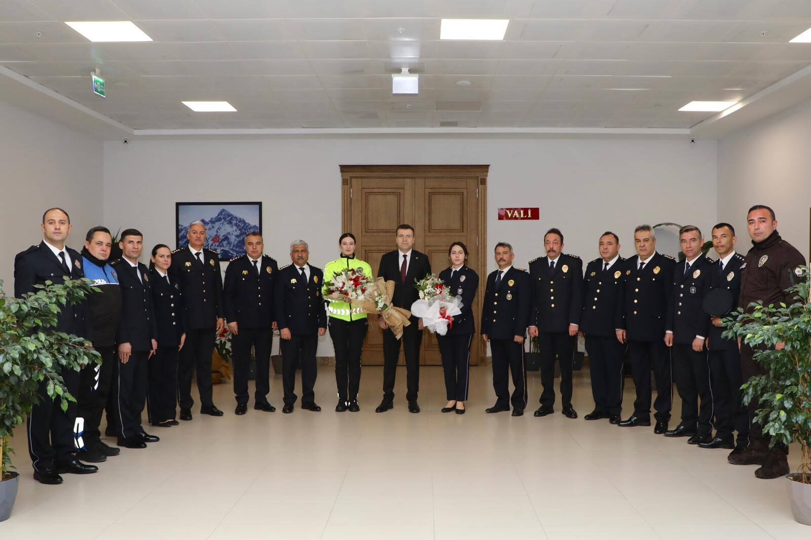 Yüceer’den Vali Akmeşe’ye Polis Haftası Ziyareti 3