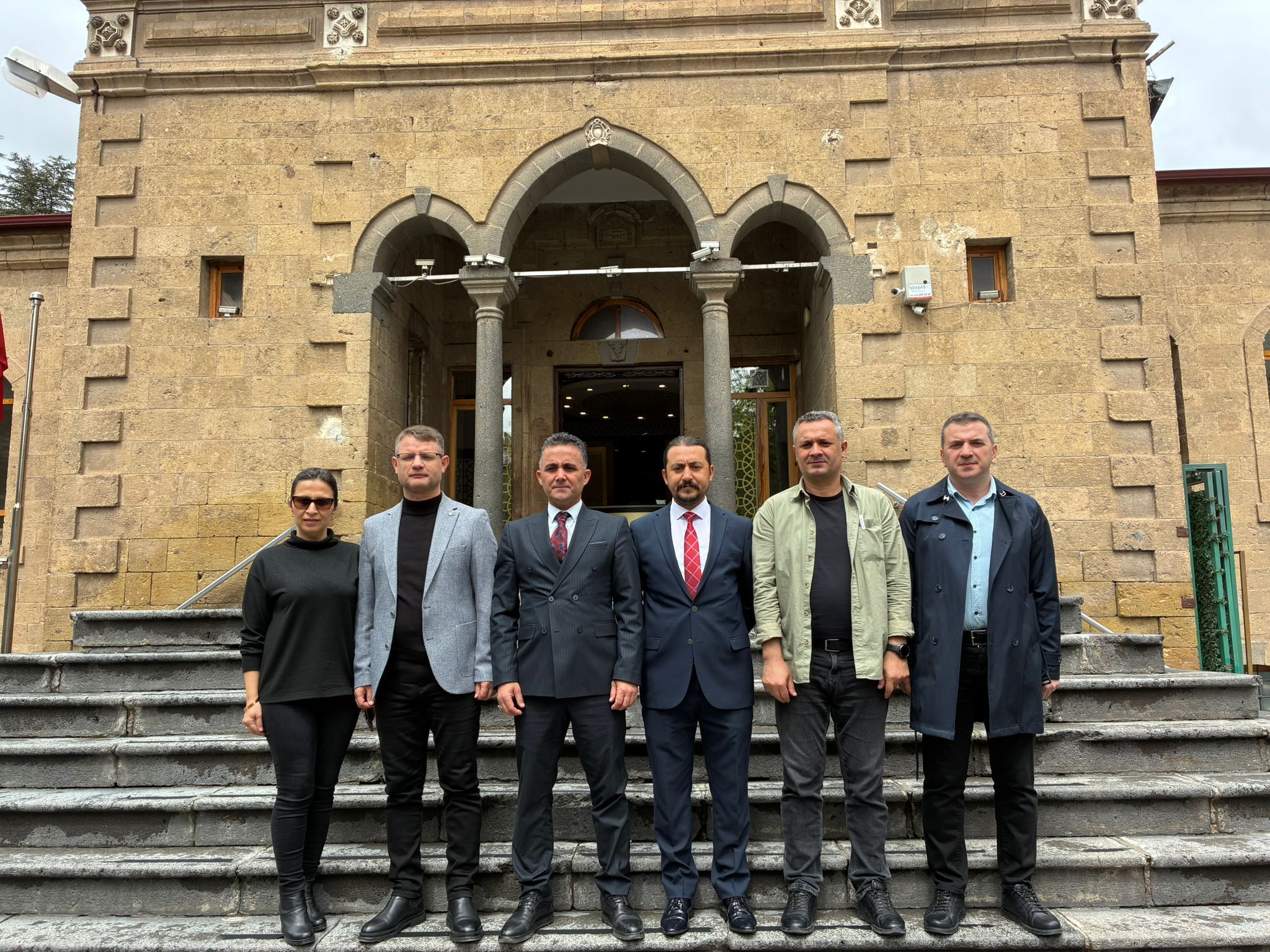 Türk Egitim Sen Nigde Yönetim