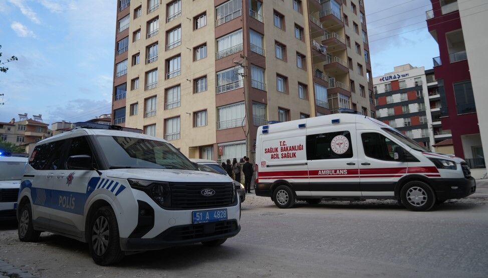 10 Kattan Düşerek Öldü 2