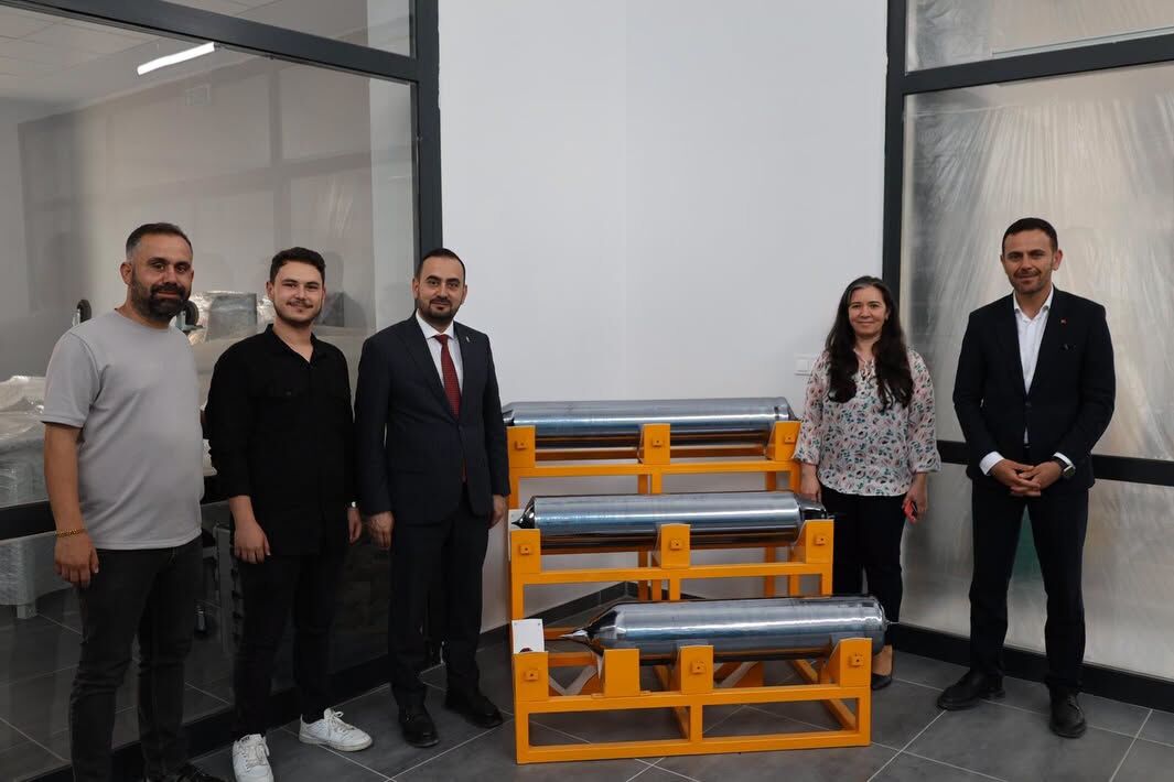 Güneş Enerjisi Laboratuvarında inceleme