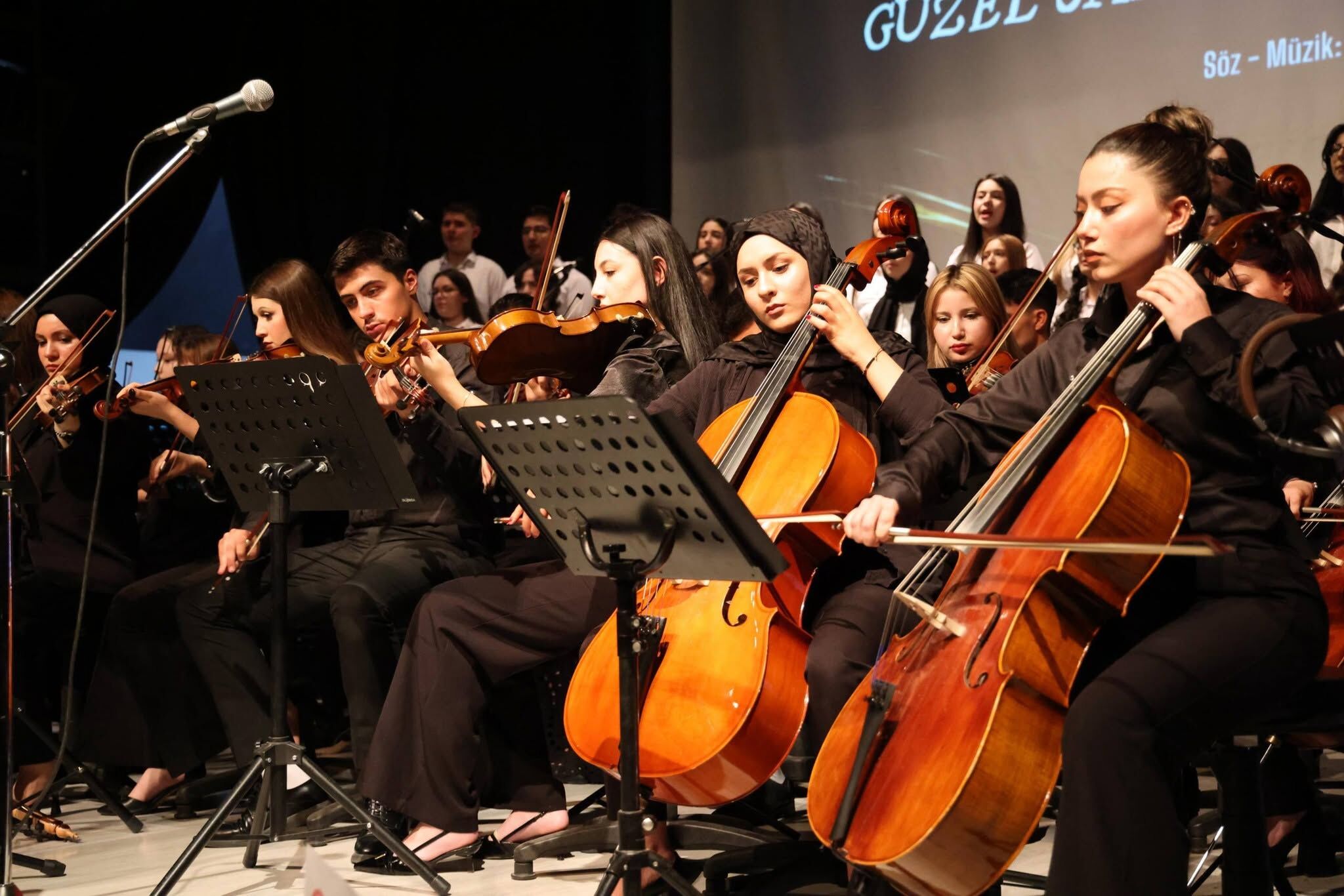 Güzel Sanatlar Lisesinden Yıl Sonu Konseri 1
