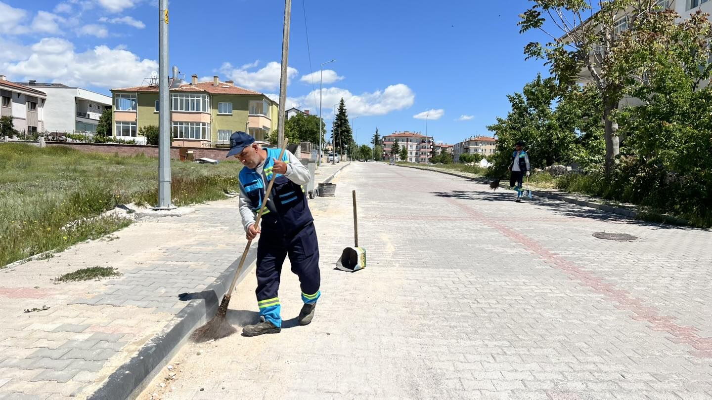 Mahallelerde Temizlik Çalışması 1
