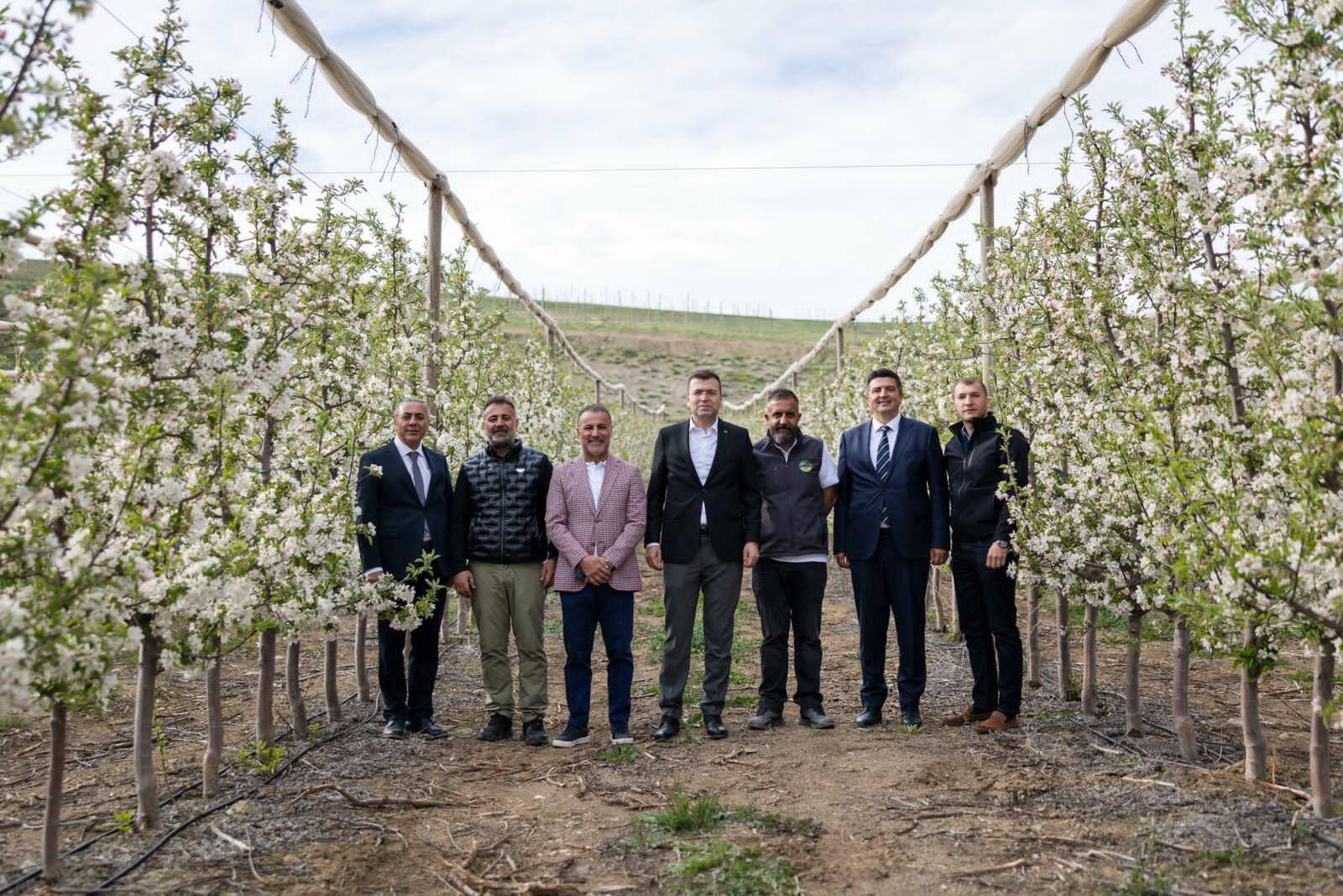 Vali Akmeşe’den Saklıbahçe Tarıma Ziyaret 1