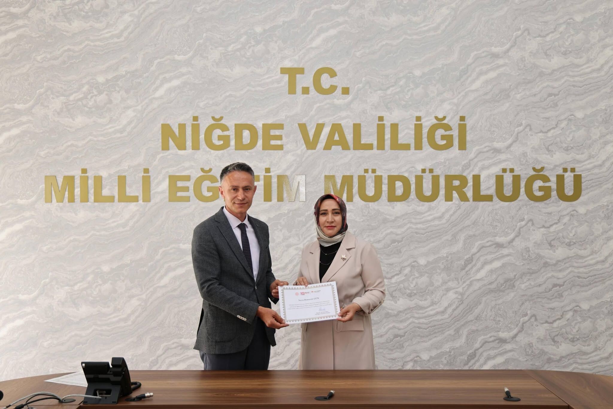 Yönetici Eğitimi Belgeleri Verildi 2