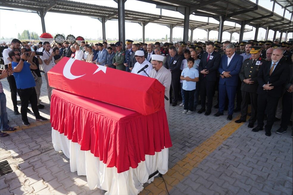 Niğdeli Şehit Bilgin Son Yolculuğuna Uğurlandı 2