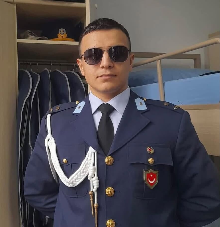 Şehit Veli Bilgin Üniformalı Foto