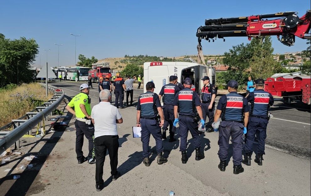 A W760212 04