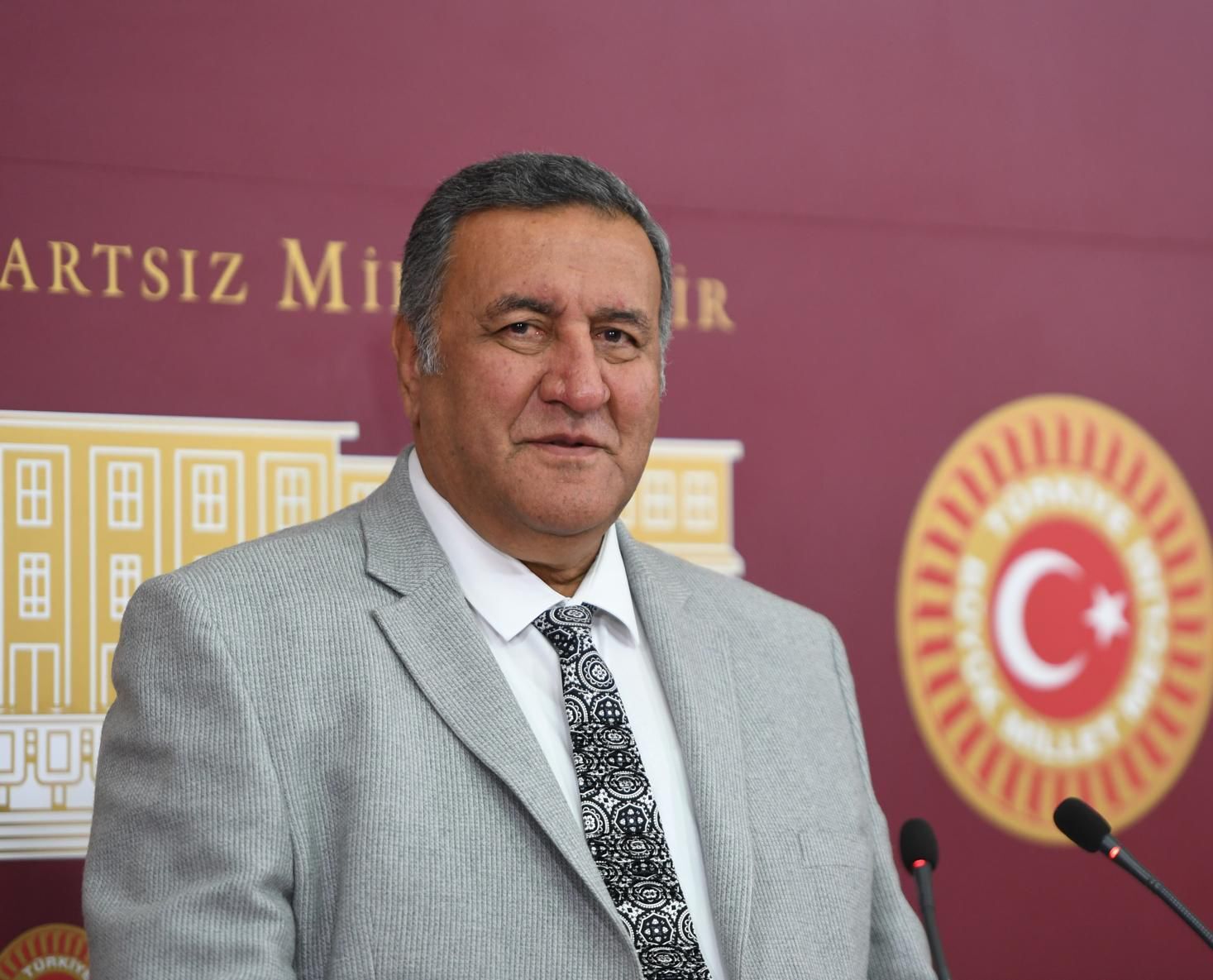 SİYASET