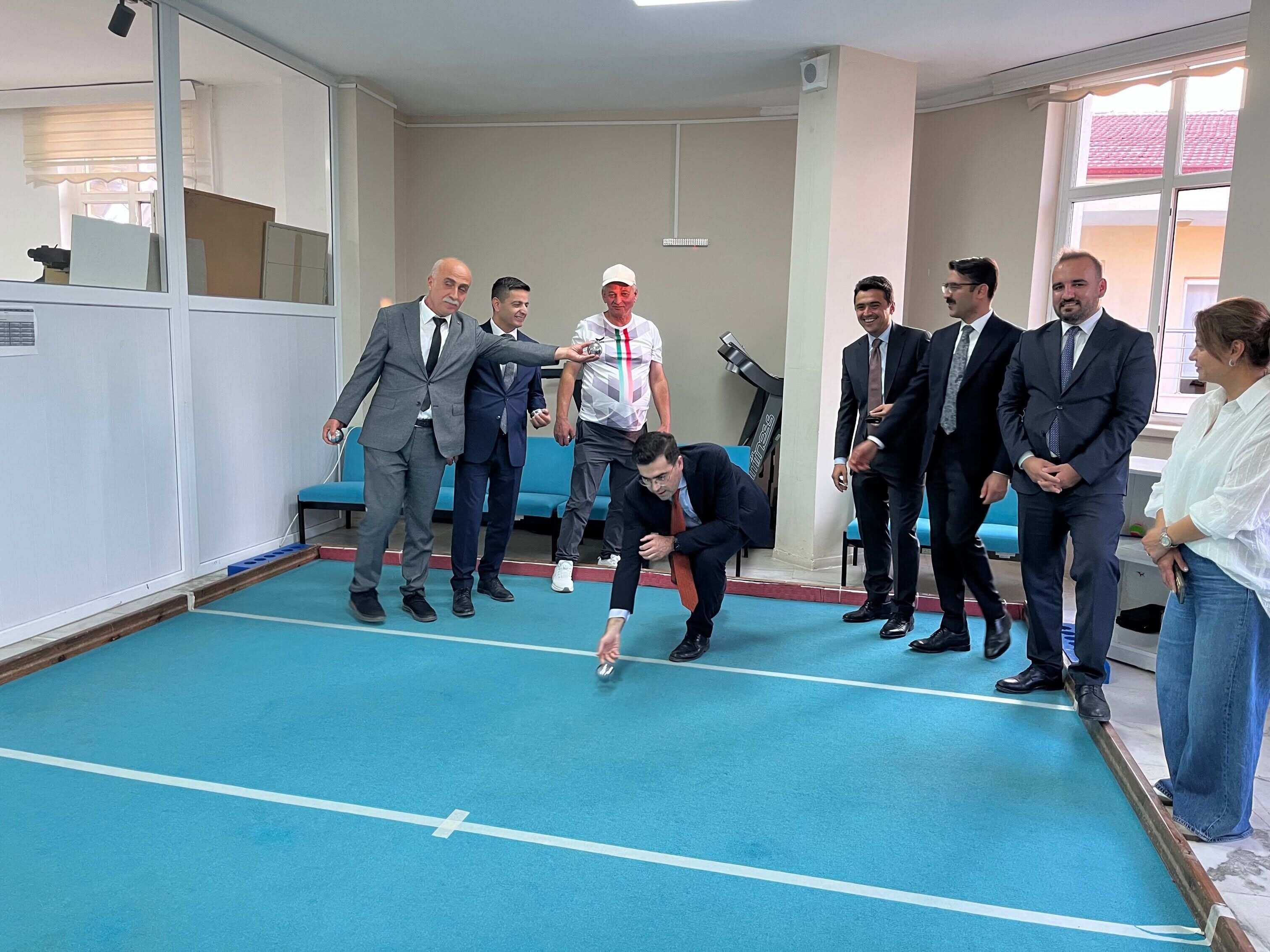 Genel Müdür Sezen Bor'da Yaşlılarla Bir Araya Geldi 2