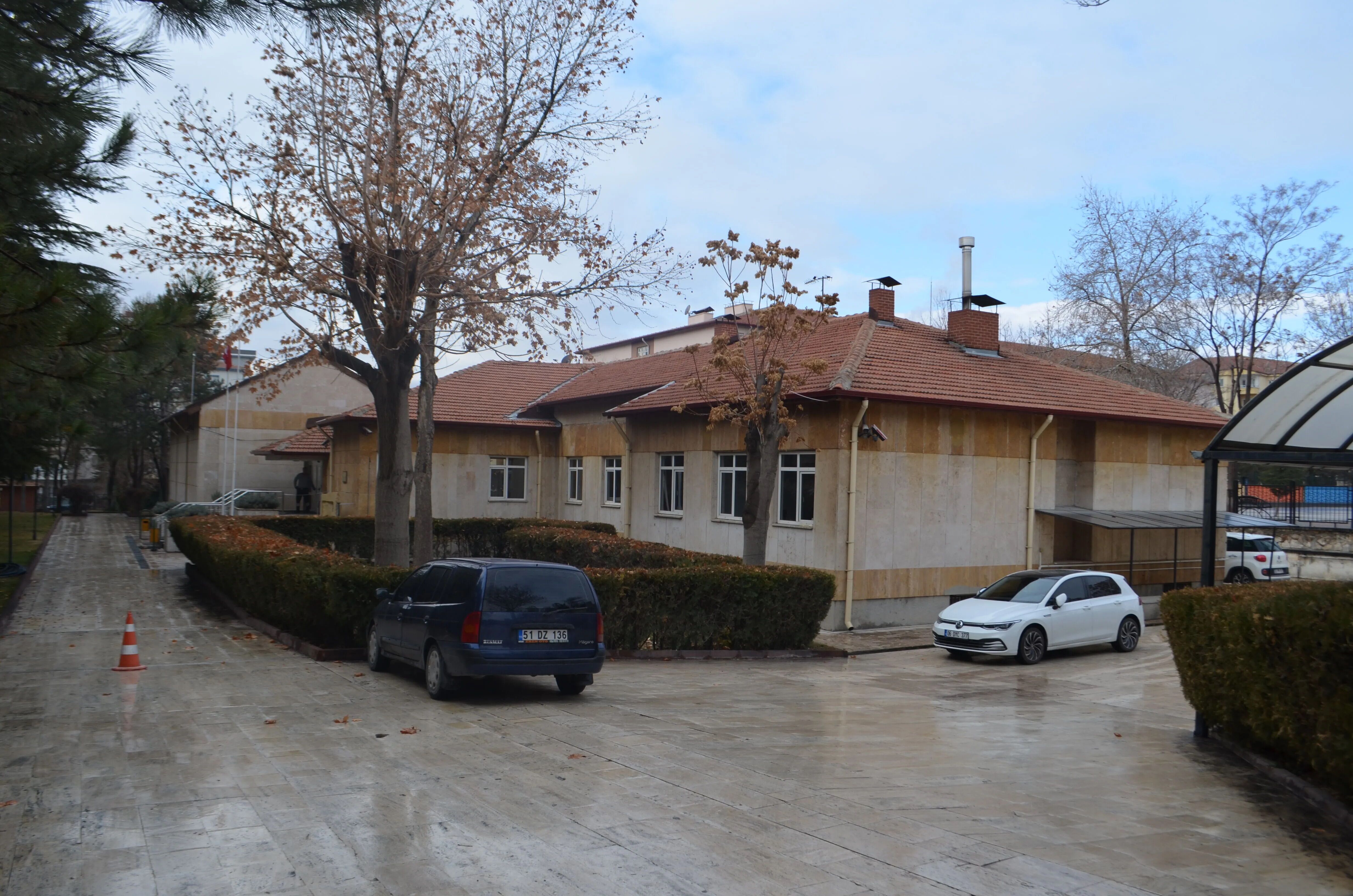 GÜNCEL
