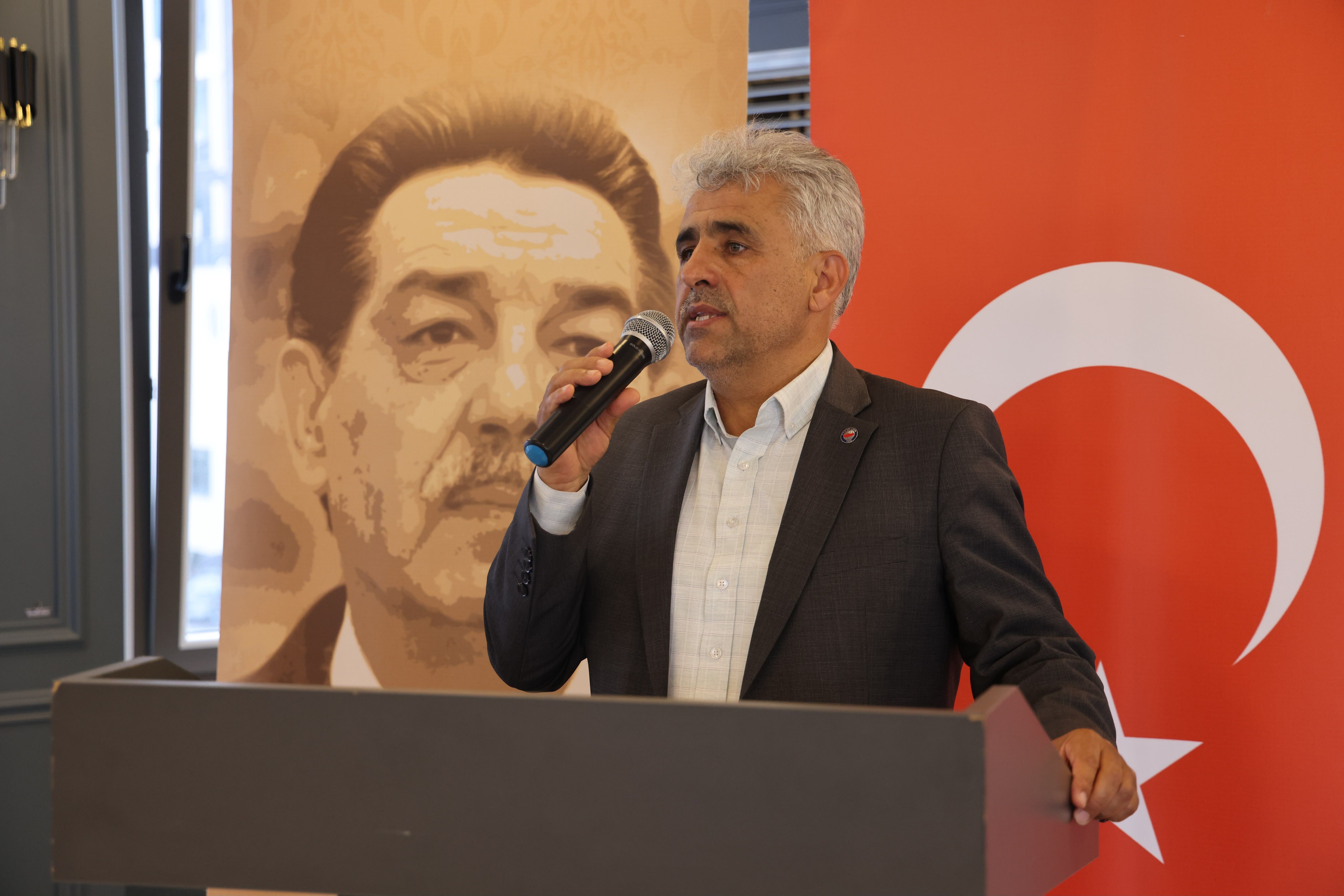 Eğitim-Bir-Sen’den çözüm ve istikrar çağrısı