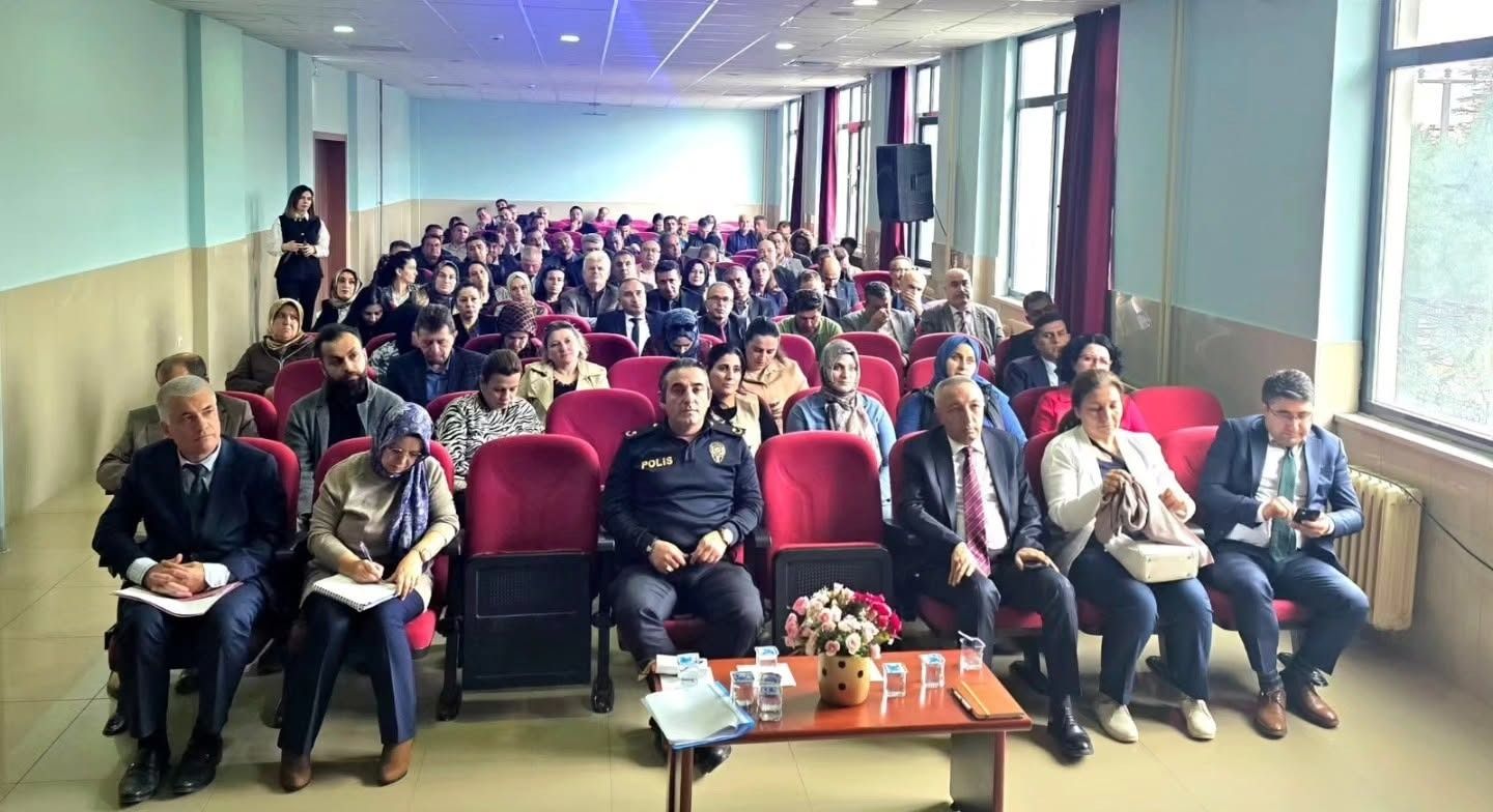 Bor'da eğitimde güç birliği